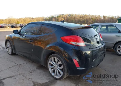 2013 Hyundai Veloster Base W/Gray from USA, damaged, VIN KMHTC6AD6DU086899